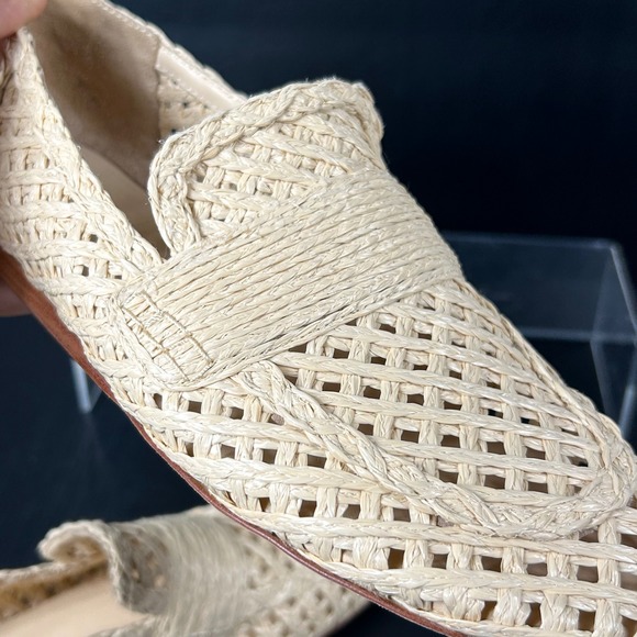 Vince. Size 8 Davis Woven Raffia Loafers Flats Beige Slip On Shoes - Picture 4 of 13